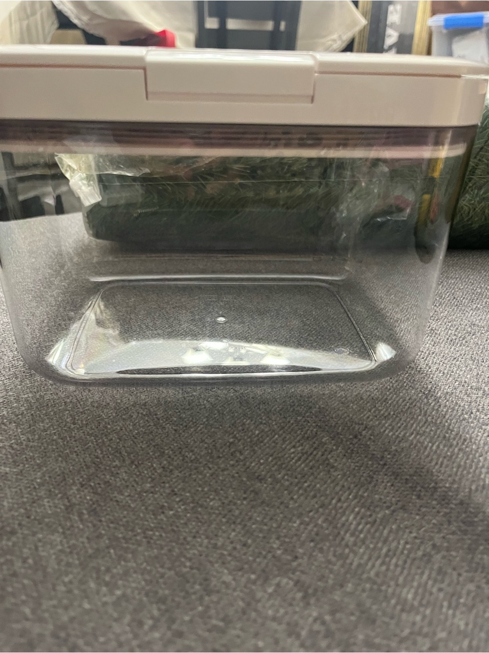 LivLab White Storage Container with Clear Base - Picture 3 of 6